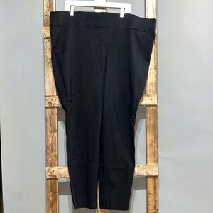 Torrid high-rise black skinny leg pull on dress pants size 4XT. EUC